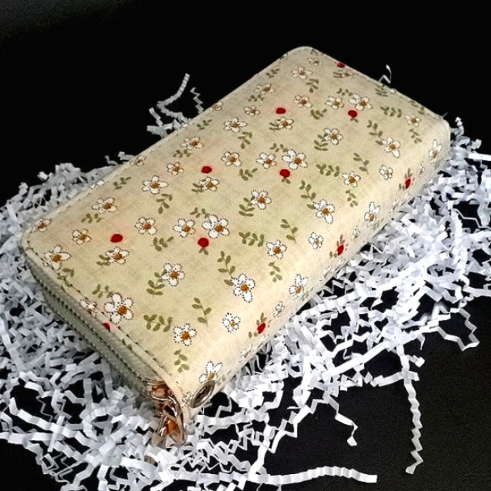 Super Cute Brushed Floral Spring & Summer Wallet / Wristlet